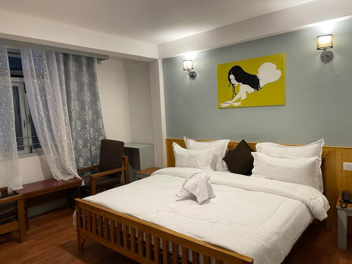 Mellow Fellow Hostel กังต็อก ภายนอก รูปภาพ