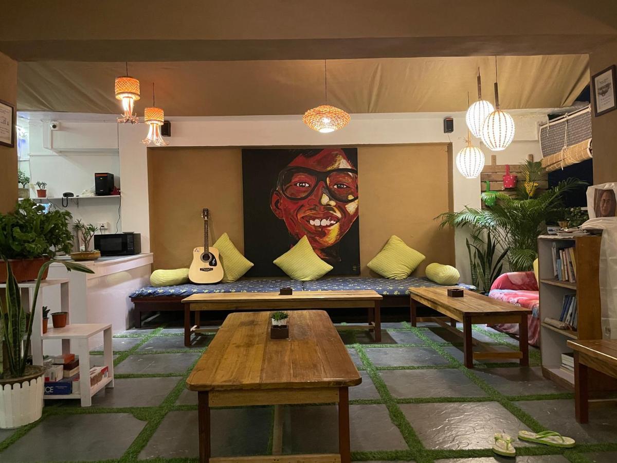 Mellow Fellow Hostel กังต็อก ภายนอก รูปภาพ