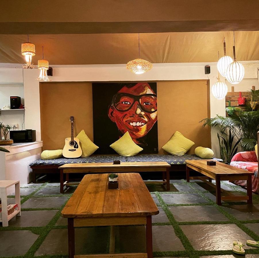 Mellow Fellow Hostel กังต็อก ภายนอก รูปภาพ