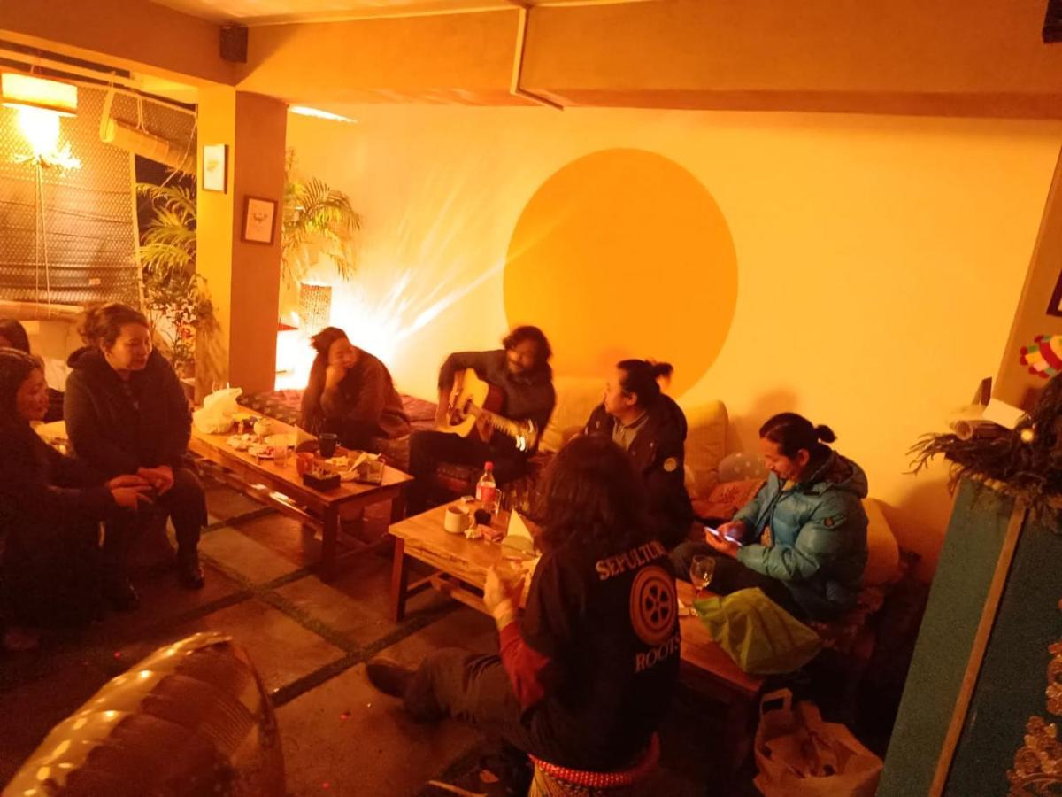 Mellow Fellow Hostel กังต็อก ภายนอก รูปภาพ