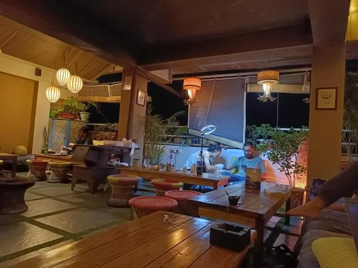 Mellow Fellow Hostel กังต็อก ภายนอก รูปภาพ