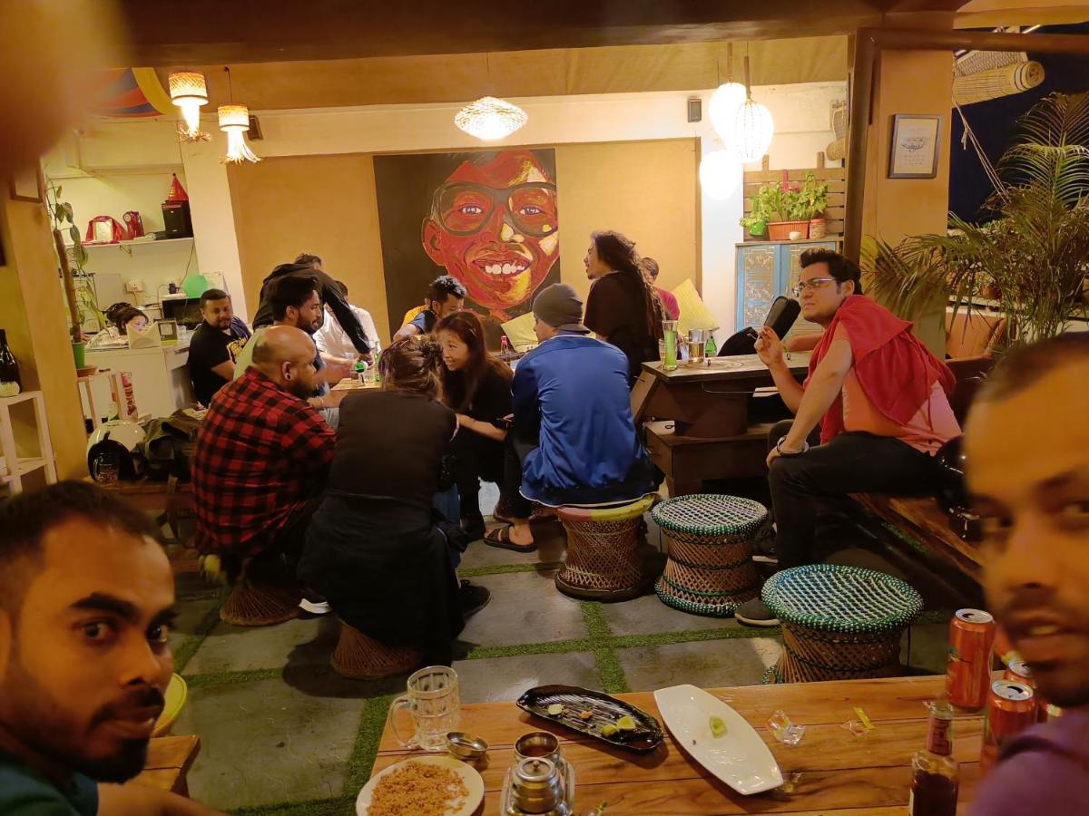 Mellow Fellow Hostel กังต็อก ภายนอก รูปภาพ