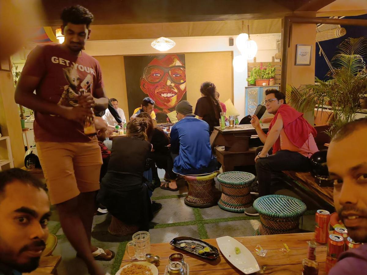 Mellow Fellow Hostel กังต็อก ภายนอก รูปภาพ