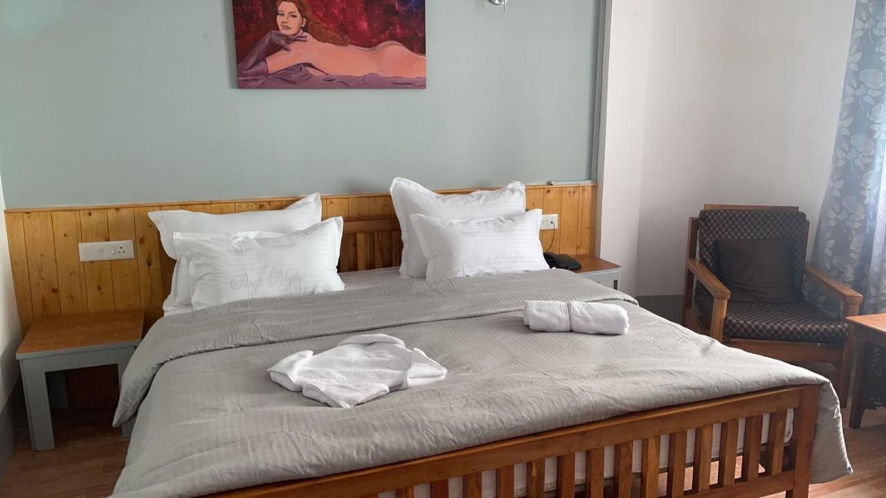 Mellow Fellow Hostel กังต็อก ภายนอก รูปภาพ
